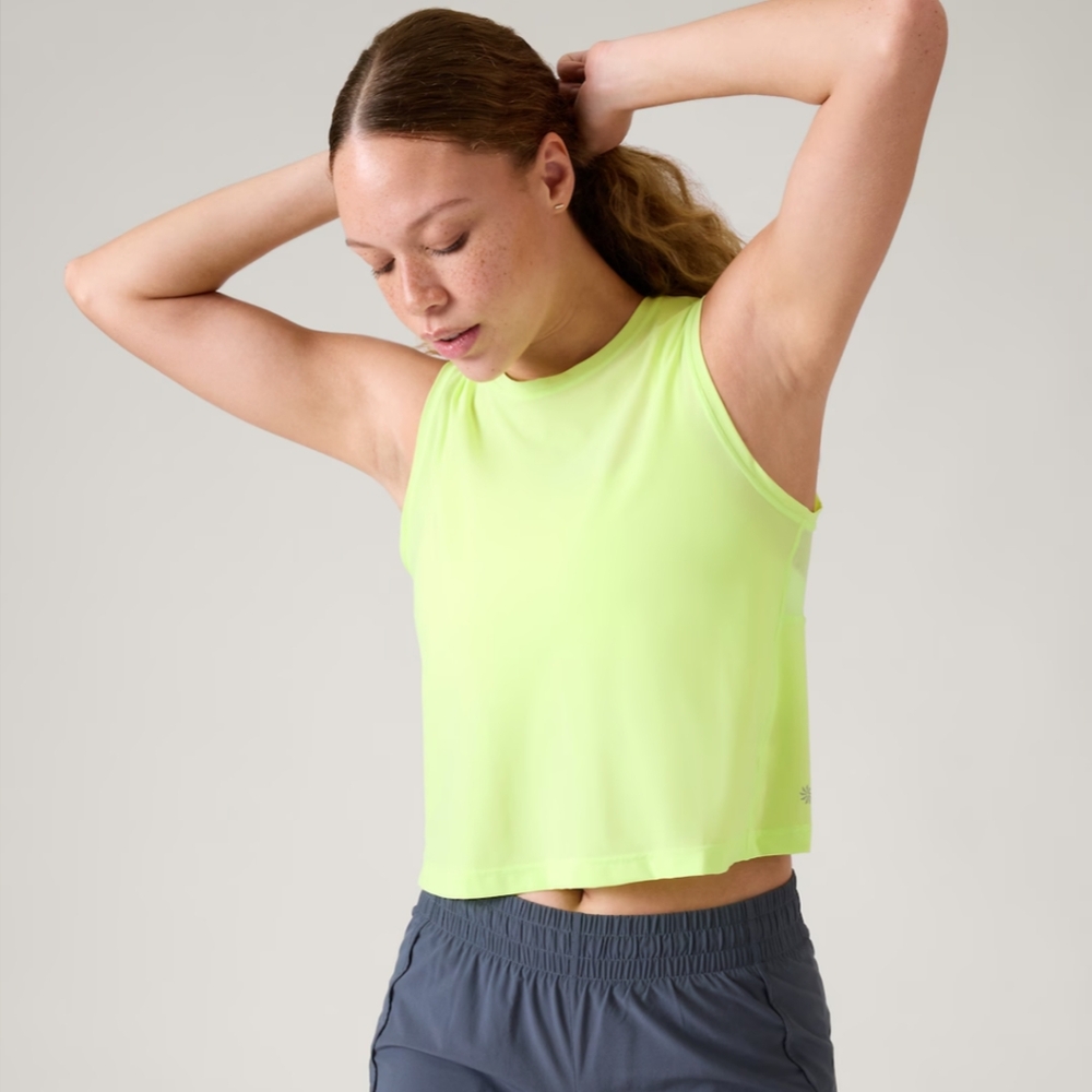 NWT Athleta Ultimate Muscle Tank in Aloe